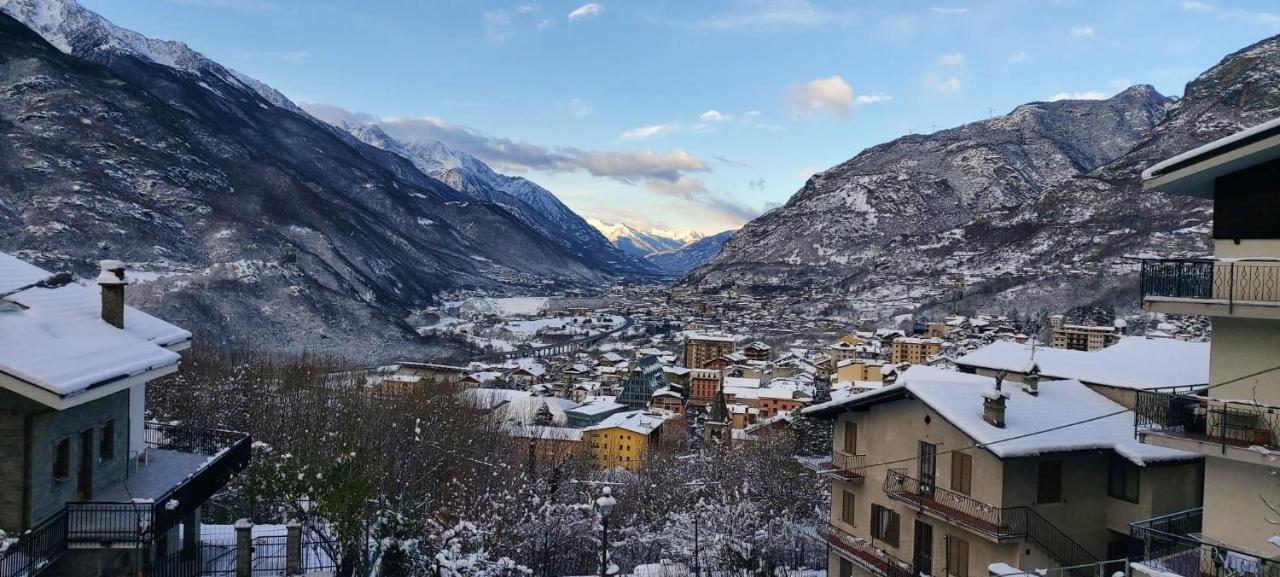 Casa Vista Saint Vincent Accanto Alle Terme Exterior foto